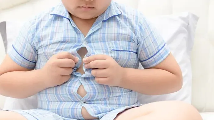 Obez çocuk sayısı zayıf çocukları geçti!