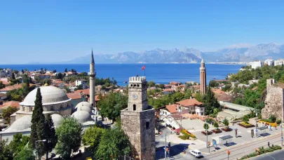 Antalya’da rüşvet soruşturmasında şok gelişme! 8 şirkete kayyım istendi