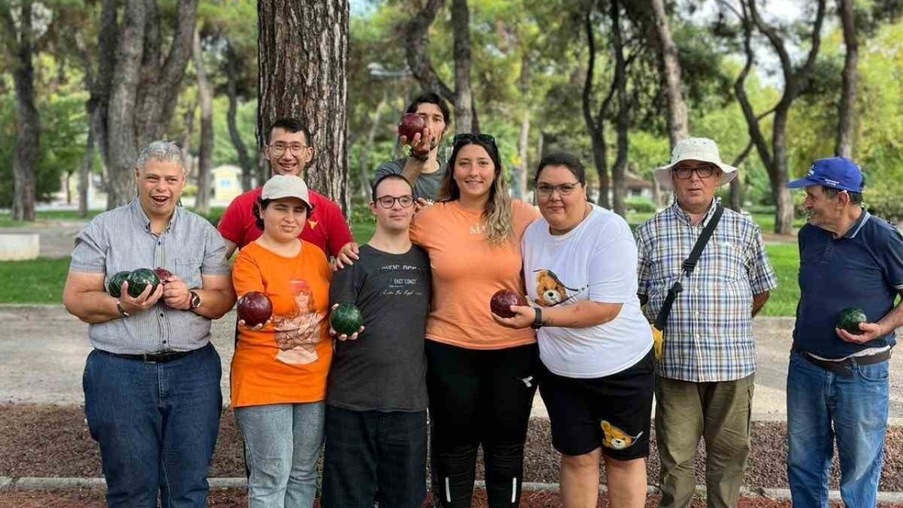 Muğla’da Bocce sporuyla engeller aşılırken dayanışma güçleniyor