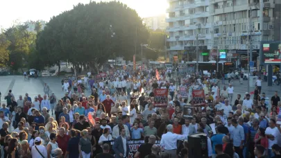 Antalya’da CHP’den kayyım protestosu