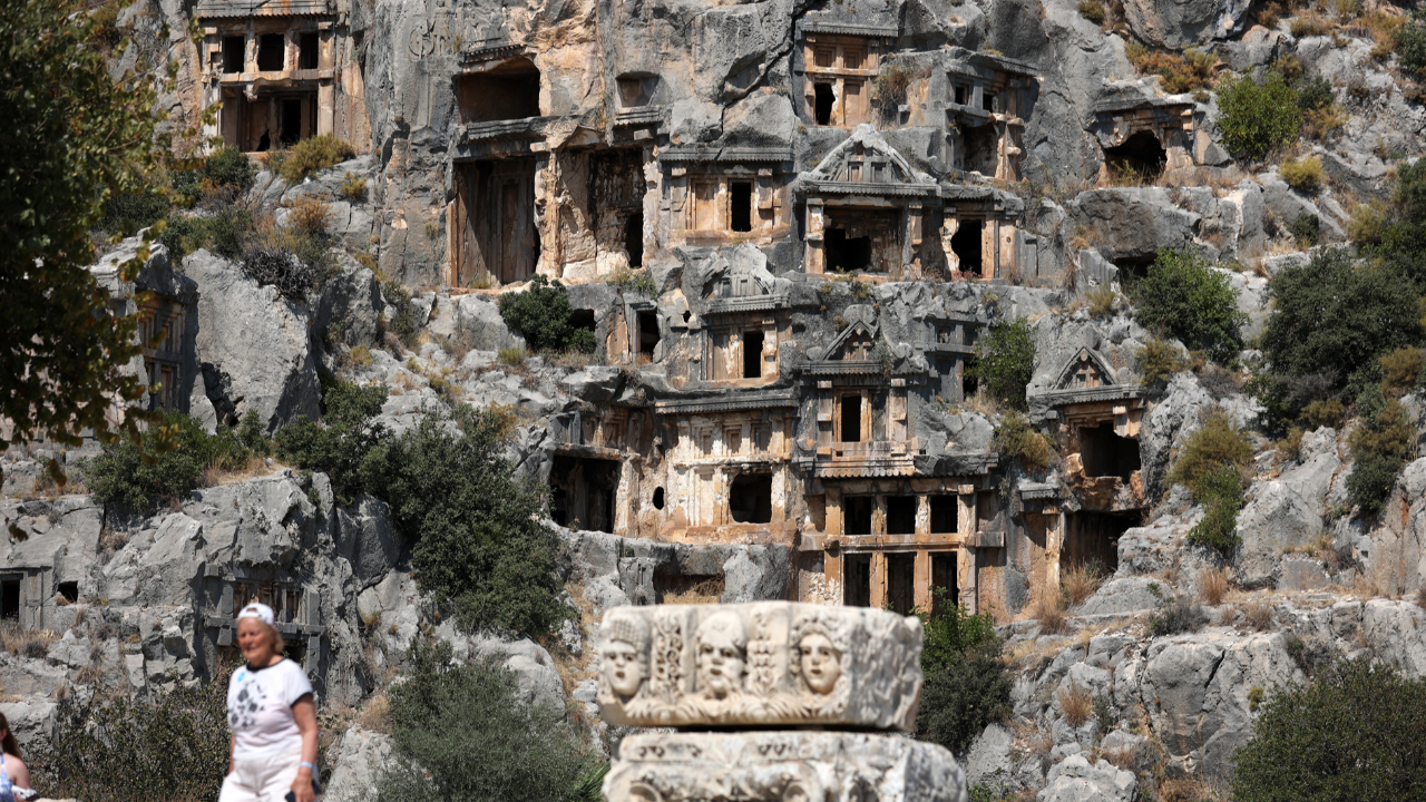 Binlerce yıllık dev uyandı! Myra tiyatrosu 2 bin yıl sonra tekrar ayakta