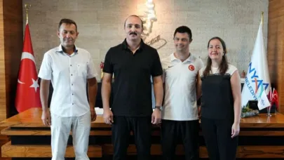 Başkan Kotan'dan milli yüzücüye destek