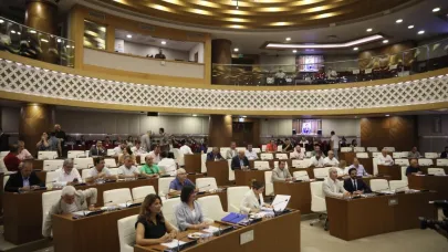 Antalya'da toplu taşıma, okul servisi ve kreşlere zam