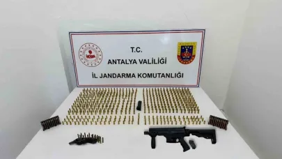 Antalya’da bir depoda suikast silahı ele geçirildi