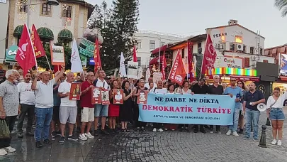 Antalya’da 12 Eylül Darbesi’nin 45. yılı anıldı
