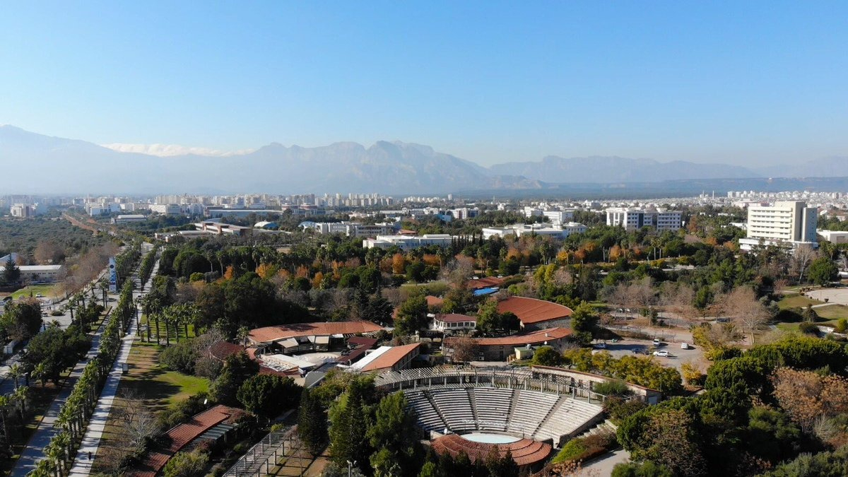 Öğrencilere kampüste AntalyaKart kolaylığı
