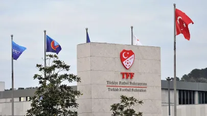 Fenerbahçe-Trabzonspor maç saati değiştirildi!