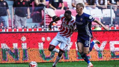 Antalyaspor Samsun'da güldü! Samsunspor: 1 - Antalyaspor: 2