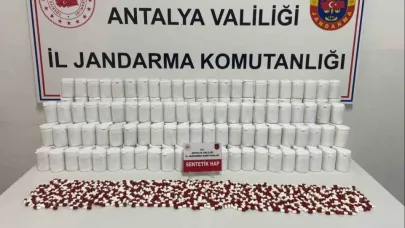 Kontrol noktasında durdurulan araçtan binlerce sentetik hap ele geçirildi