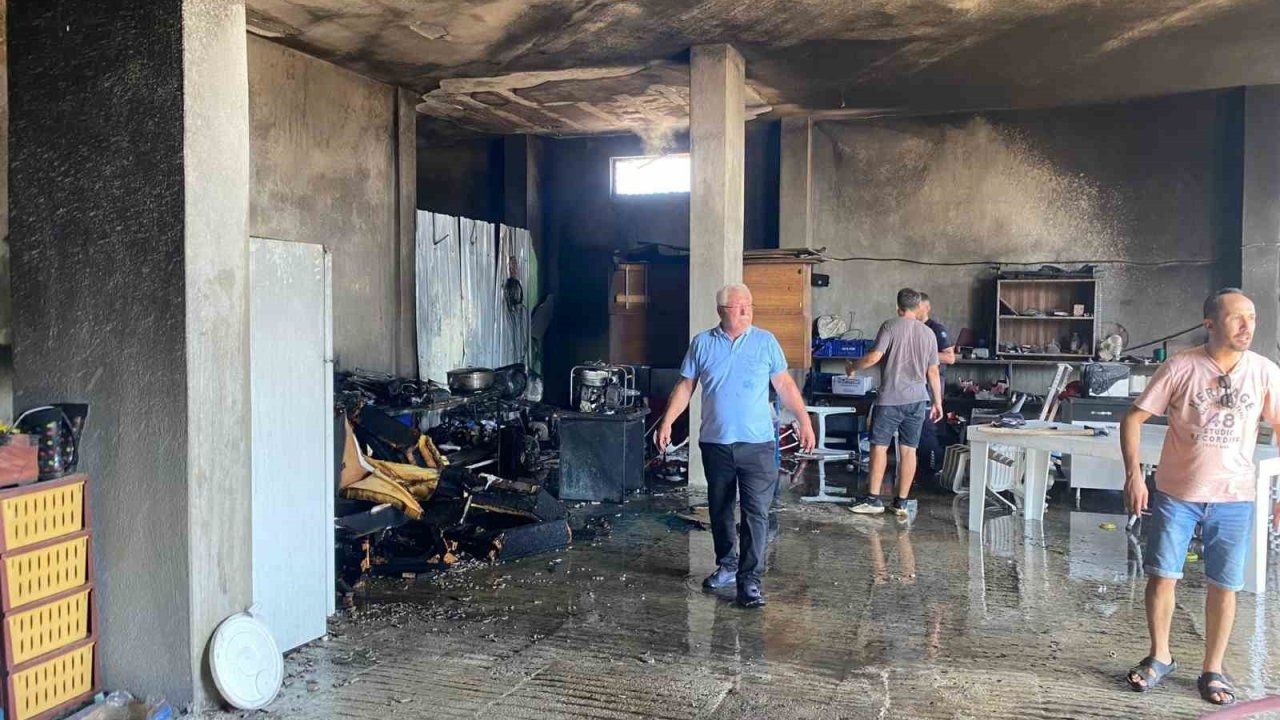 Serik’te evin deposunda çıkan yangın söndürüldü