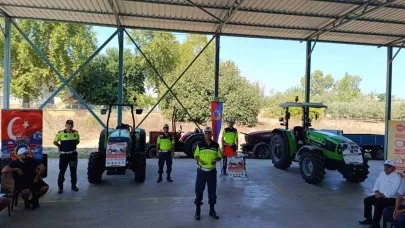 Serik’te jandarmadan tarım aracı sürücülerine eğitim