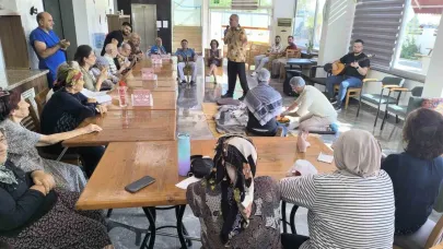 Gazipaşa’da huzurevinde sıra gecesi coşkusu
