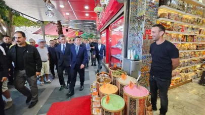Bakan Tunç esnaf ziyareti yaptı