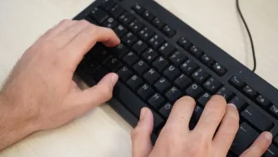'Ödev karaborsası' çocukların bilgilerini tehdit ediyor