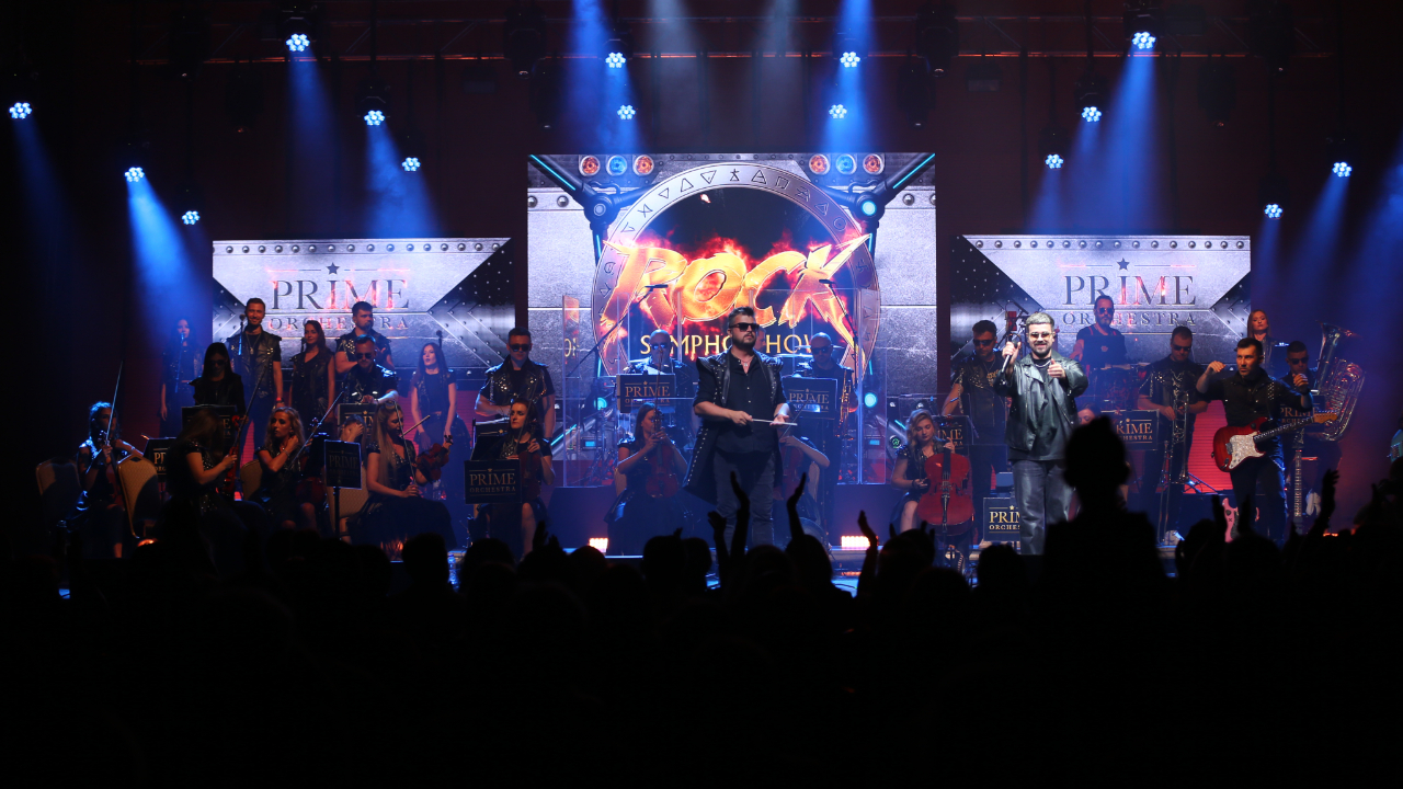 Ukraynalı müzik grubu "Prime Orchestra" Antalya'da konser verdi
