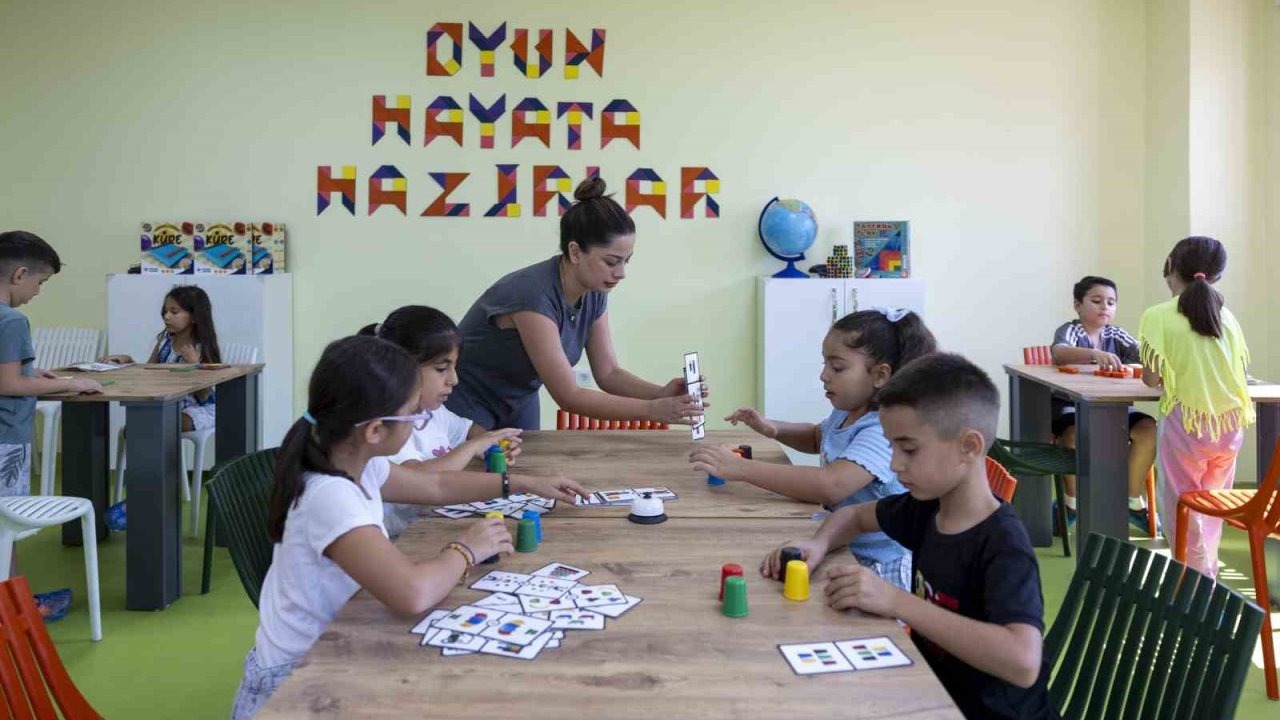 Akıl ve Zeka Oyunları Atölyesinde eğlence ve öğrenme bir arada