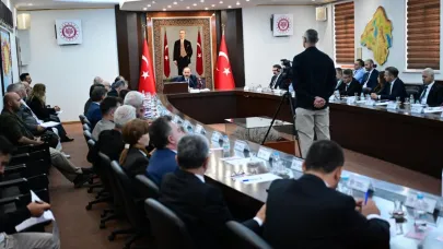 Vali Erin: Isparta birinci değil