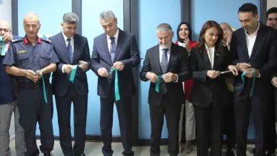 Mersin’de Akdeniz Bilgi Limanı Kütüphanesi açıldı