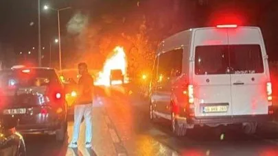 Bodrum’da seyir halindeki cip alev topuna döndü, sürücü son anda kurtuldu