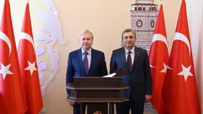 Moskova Hükümet Bakanı Çeremin'den Antalya Valiliğine ziyaret