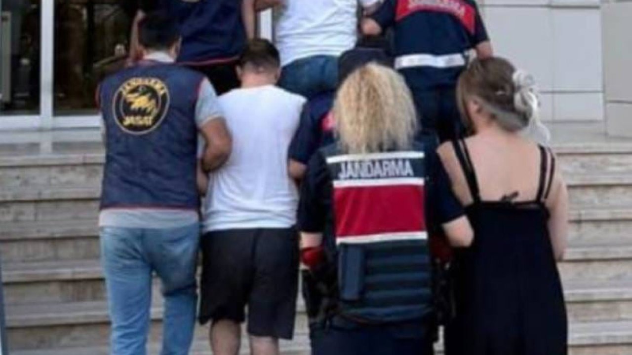 Polisin ‘dur’ ihtarına uymayan otomobildeki 3 şüpheli yakalandı