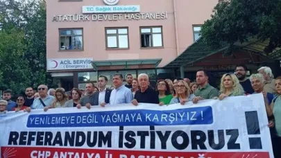 Atatürk Hastanesi’nin geleceği tartışılıyor… Cavit Arı’dan hastane önünde açıklama!