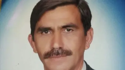 Devrilen traktörün altında hayatını kaybetti