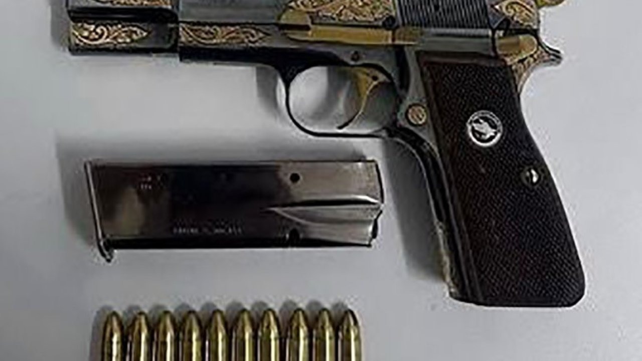 Isparta’da ruhsatsız tabanca ve uyuşturucu ele geçirildi