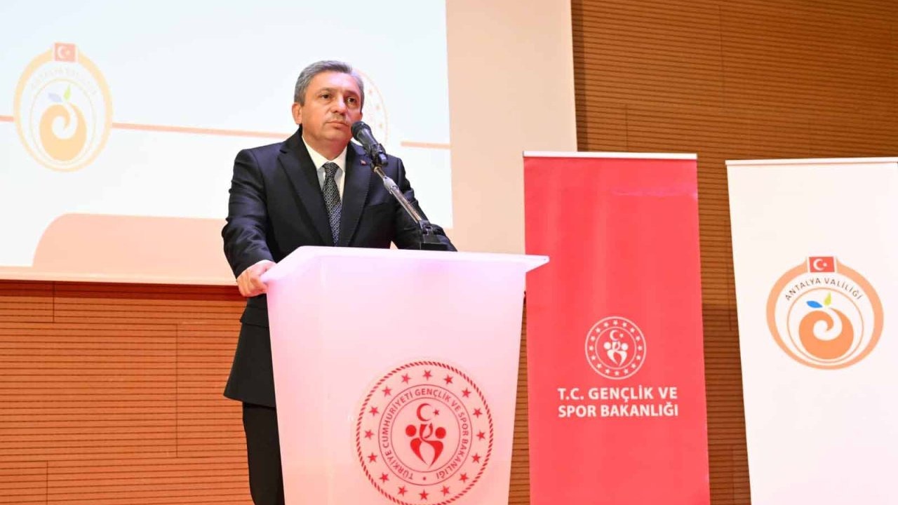 2025- 2026 Eğitim Öğretim Yılı Okul Sporları Bilgilendirme Toplantısı yapıldı