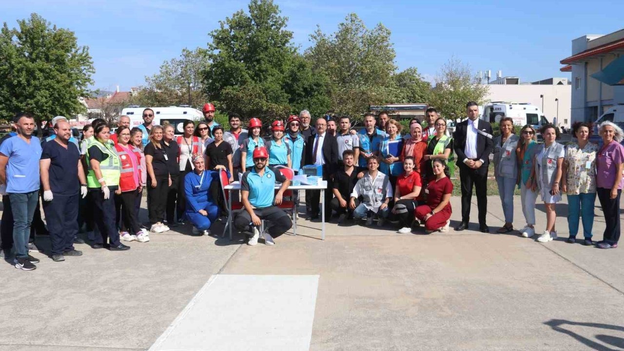 Fethiye Devlet Hastanesi’nde Afet Tatbikatı gerçeğini aratmadı