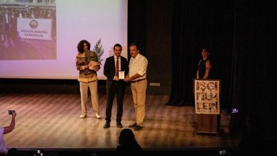 Antalya Barosu Başkanı Bozaner’e Uluslararası İşçi Filmleri Festivali’nden ödül