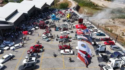 Otomobil ve modifiye tutkunları Seydikemer’de buluştu