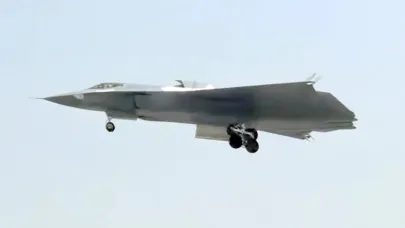 Çin J-36 ile test sürüşü gerçekleştirdi!