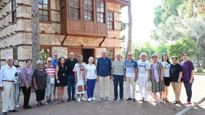 'Yaşlı Dostu Kepez' için gönüllülerle el ele