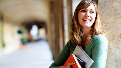 Kadınlar eğitimde öne geçti, Antalya’da eğitim süresi düşüşte