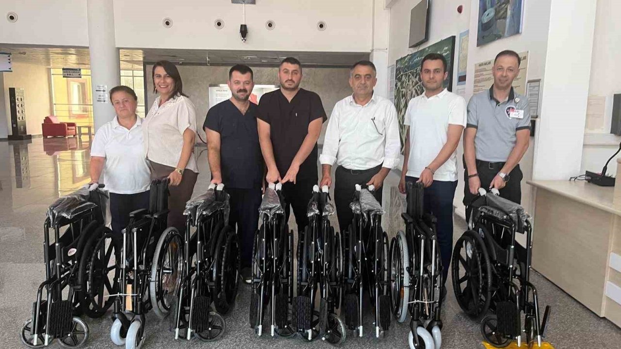 Hayırsever aileden 8 adet tekerlekli sandalye desteği