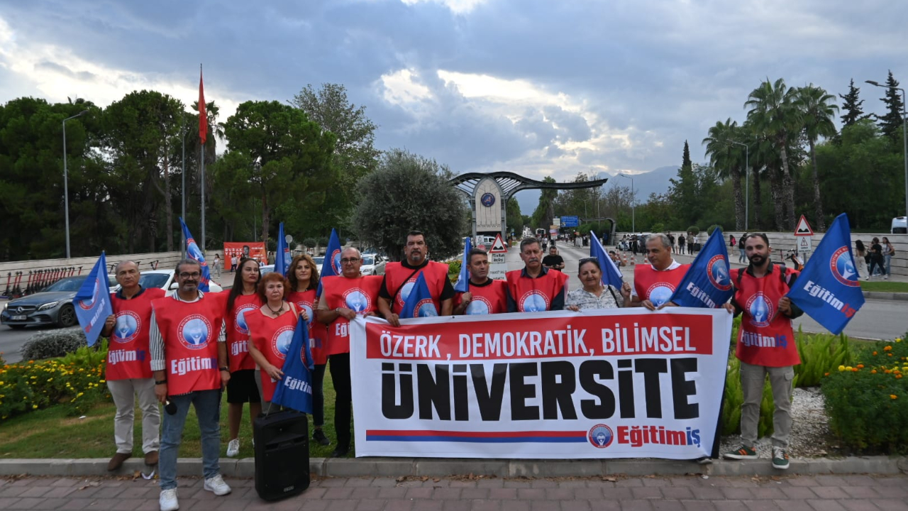 Antalya’da barınma krizi ve diplomalı işsizlik gündemde