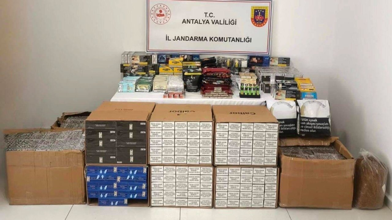 Kaş'ta kaçak sigara operasyonu