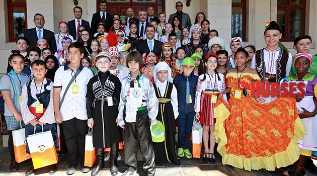 23 NİSAN ÇOCUKLARI ANTALYA'YA GELDİ