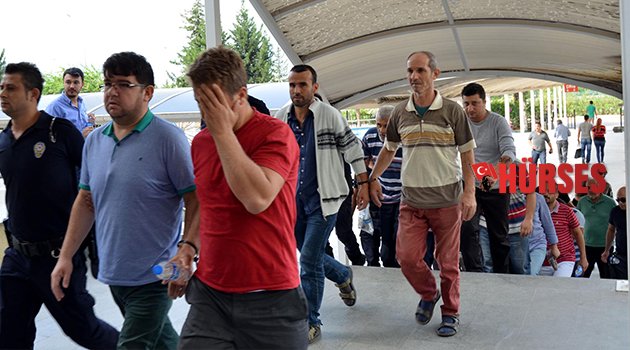 33 FETÖ ZANLISI ADLİYEDE