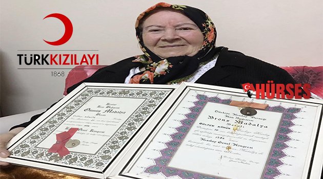 82 YAŞINDA MADALYALI KAN BAĞIŞÇISI