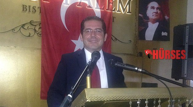 Adaylığını açıkladı