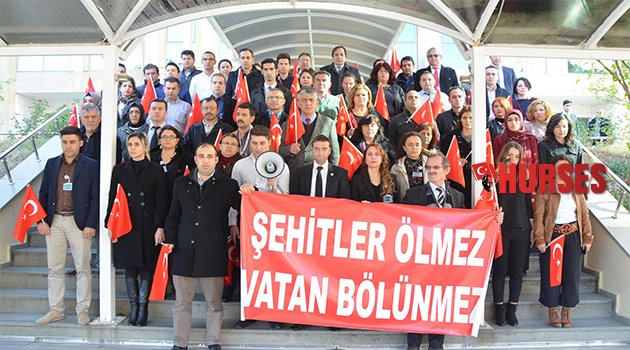 ADLİYE ÇALIŞANLARI TERÖRÜ PROTESTO ETTİ