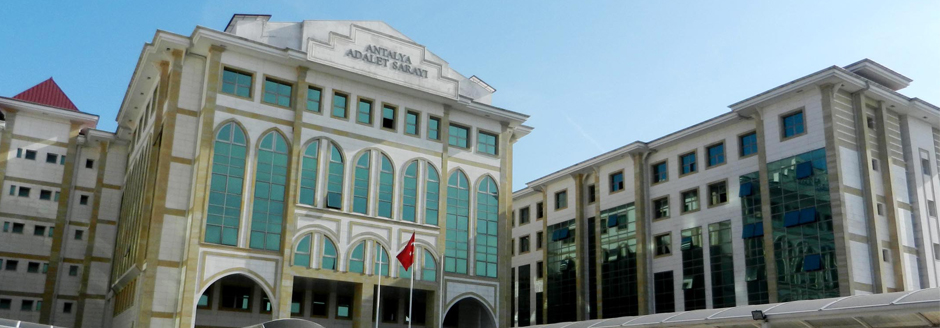 Adliyede Kitap Seferberliği