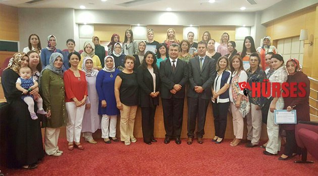 AK PARTİ’DE KADIN GİRİŞİMCİLERE EĞİTİM