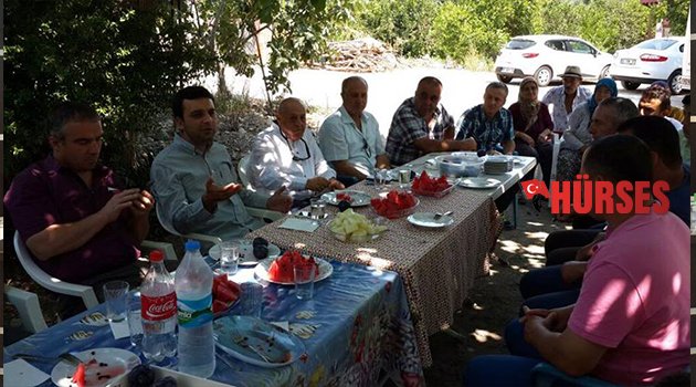 AK PARTİ SAHAYI BOŞ BIRAKMIYOR
