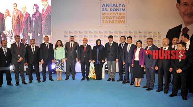 AK PARTİ YENİDEN SAHAYA İNİYOR