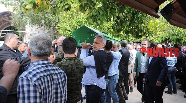 Akıncıoğlu son yoluculuğuna uğurlandı