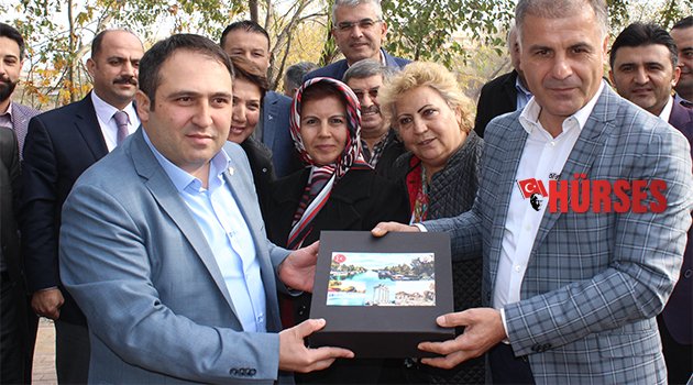 AKSOY: “TERÖRLE MÜZAKERE DEĞİL MÜCADELE EDİLİR”