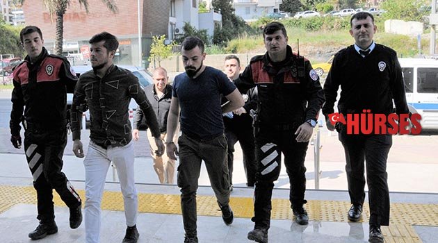 Alanya'da bıçaklı kavga